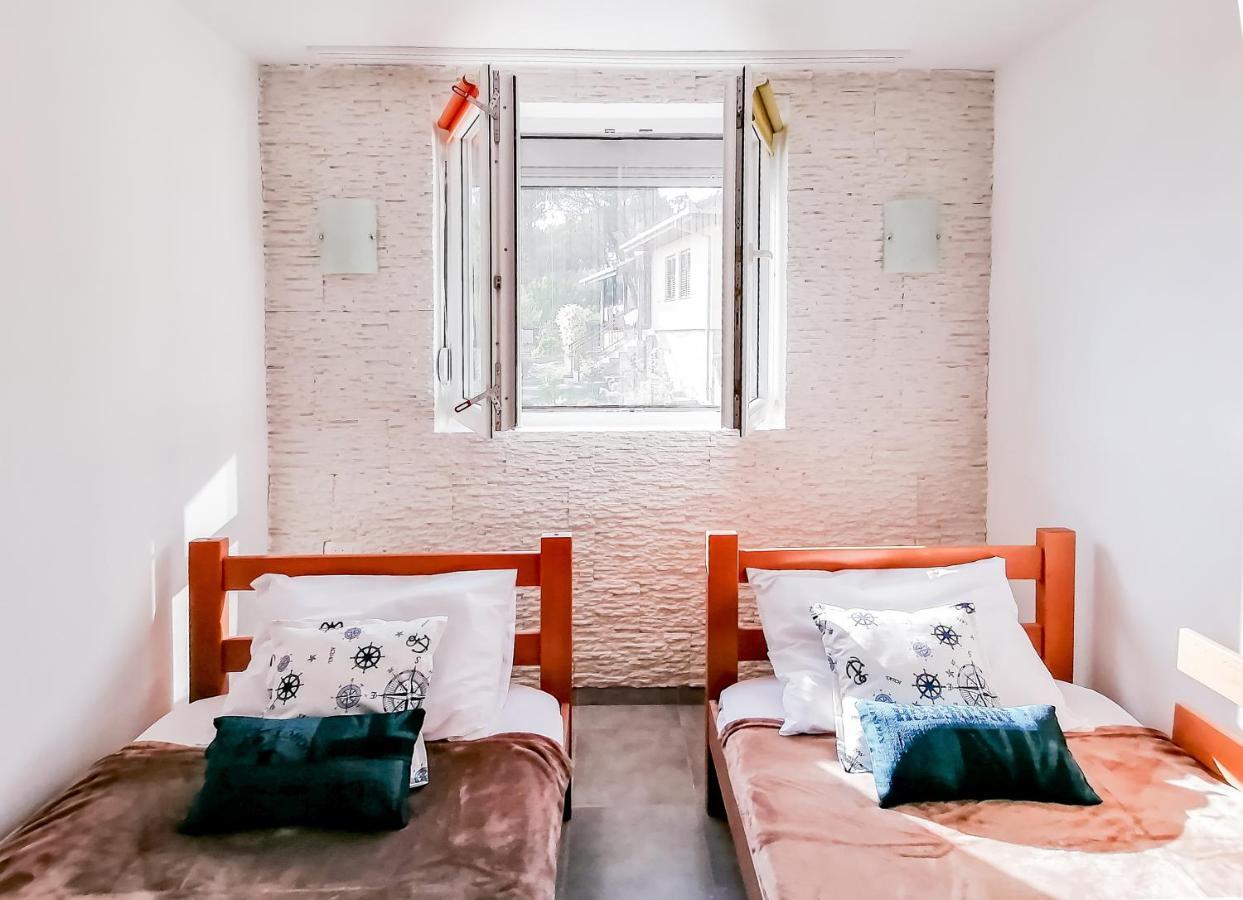 Apartments Siesta 티바트 외부 사진