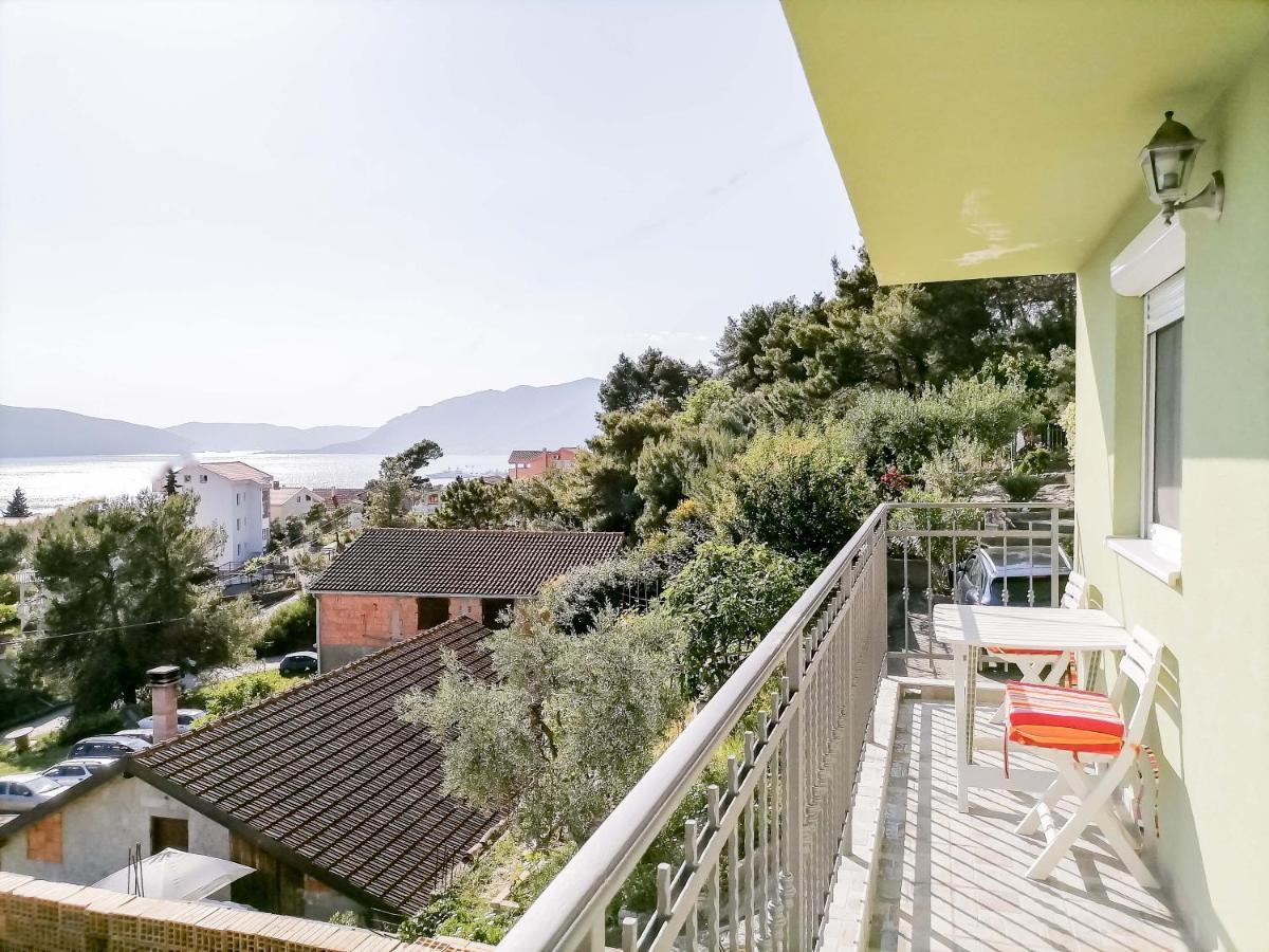 Apartments Siesta 티바트 외부 사진