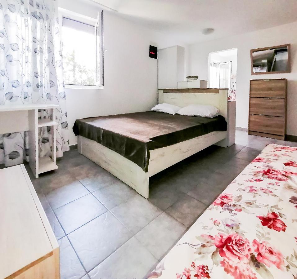 Apartments Siesta 티바트 외부 사진